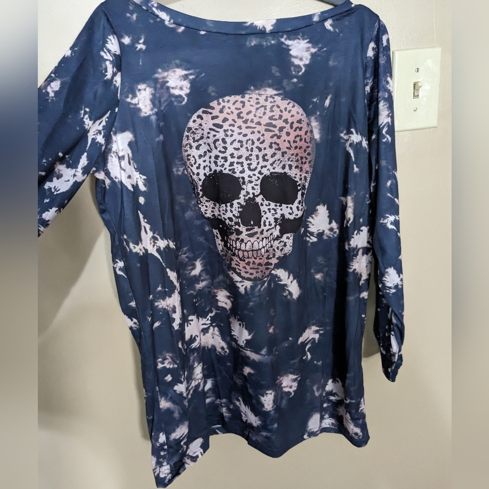 Mid sleeve skull dress